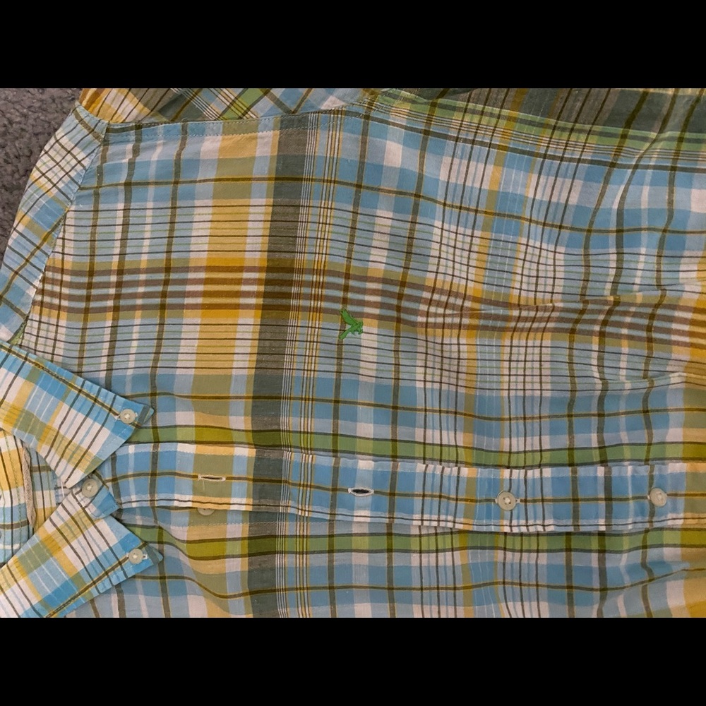 Men’s button down - Picture 2 of 3